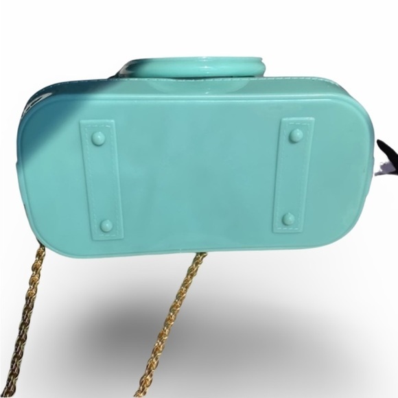 Turquoise Tempest: The Deluxity LA Crossbody with‎ a Golden Twist - Picture 5 of 10